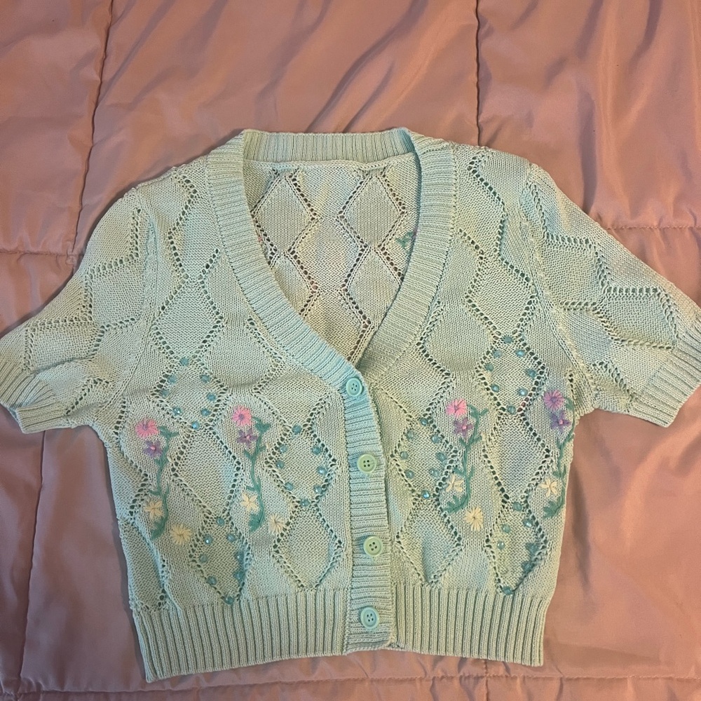 Embroidered Short Sleeve Cardigan Sweater
